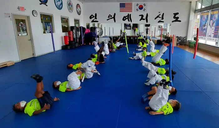Master Lee's Martial Arts - After School, Summer Camp Picture 1