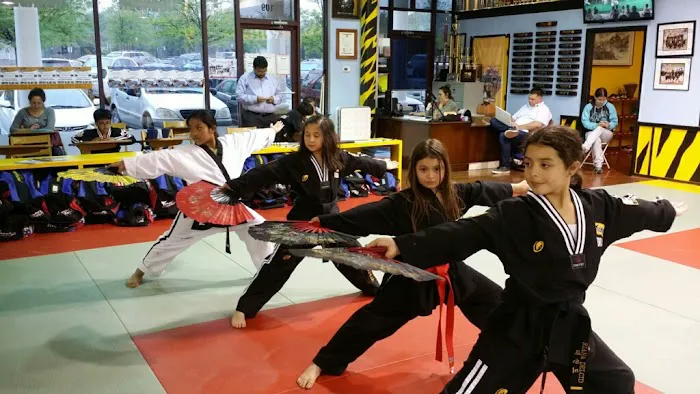 Tiger Den Broad Lands Picture 5