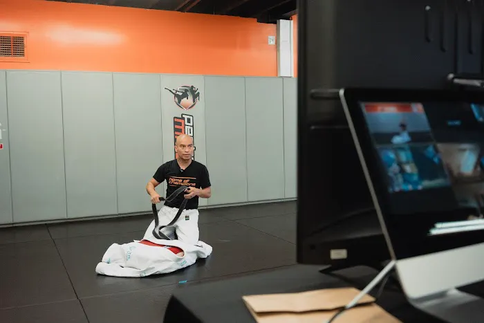 Pentagon Mixed Martial Arts - Muay Thai & Jiu Jitsu Picture 1