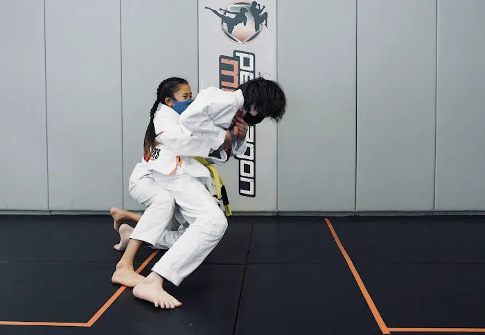 Pentagon Mixed Martial Arts - Muay Thai & Jiu Jitsu Picture 10