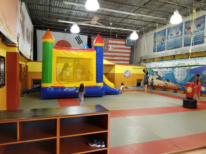 Yong In Martial Arts Academy Picture 2