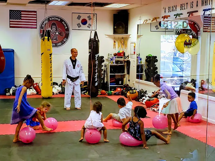 King Khong MMA Picture 7