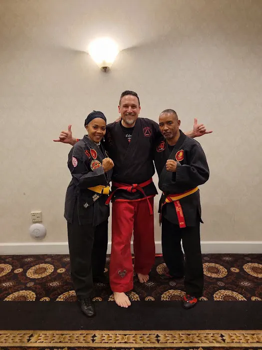 Dragon-Phoenix Martial Arts & Fitness Picture 6