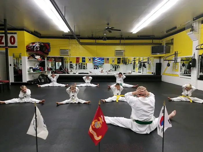 Z10 Gibson's Gym Picture 1