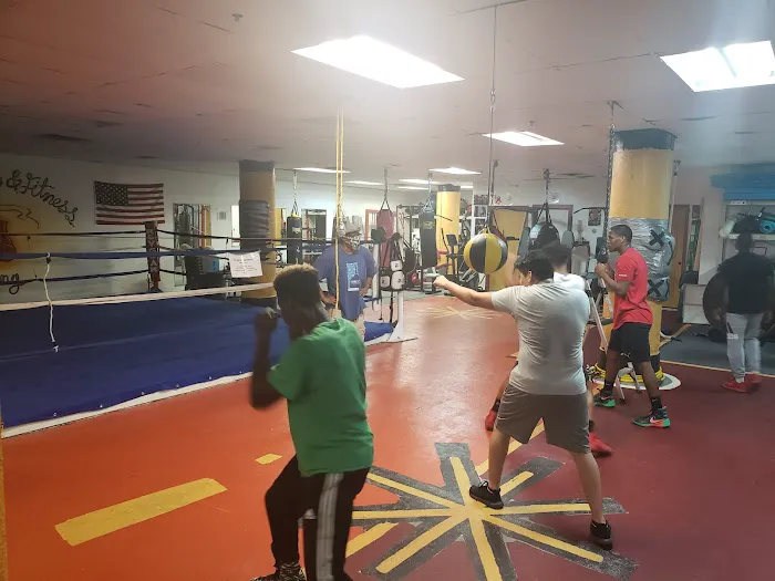 One Punch Boxing Club Picture 8