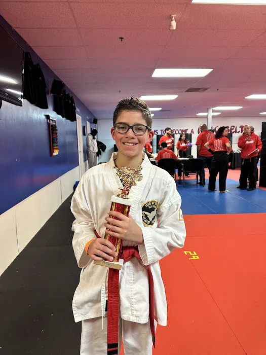 Lead By Example Tae Kwon Do Picture 1