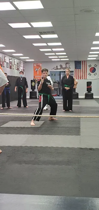 Quenzel's Karate Self Defense Club Picture 3