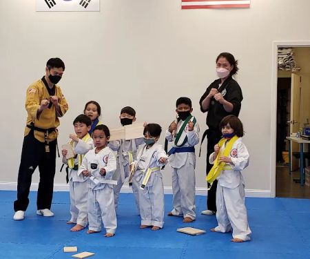 Kyung hee logos martial arts