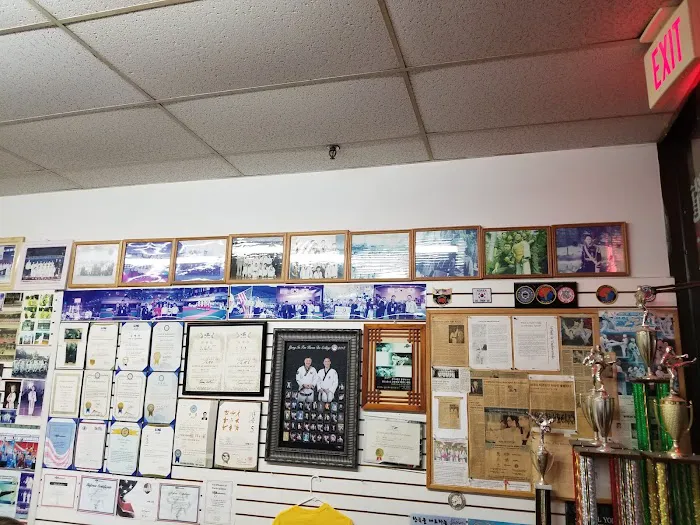 Yong In Tae Kwon Do College Picture 5