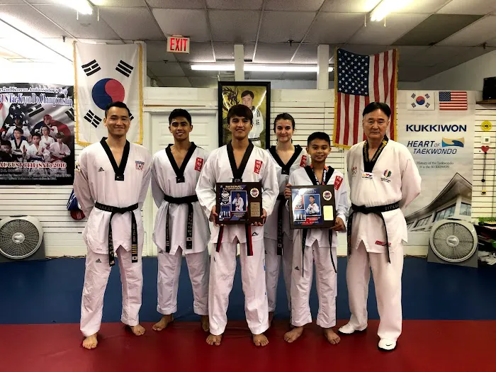 Yong In Tae Kwon Do College Picture 10