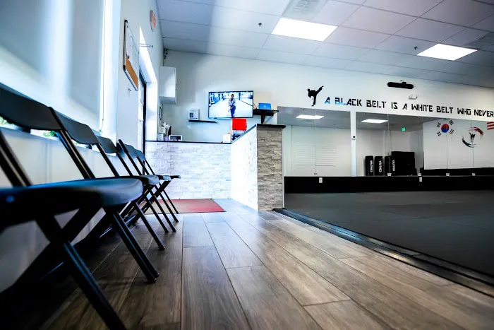 Himchari Martial Arts - Burke Commons Picture 3