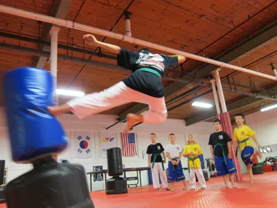 NH Kicks Taekwondo Family Fitness Picture 4