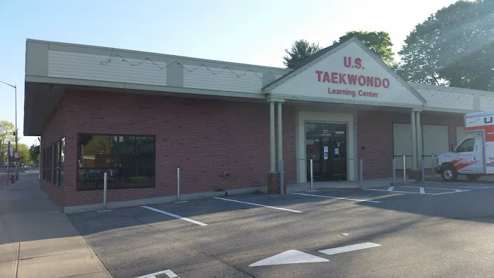 DW Kim's US TaeKwonDo Center Picture 1