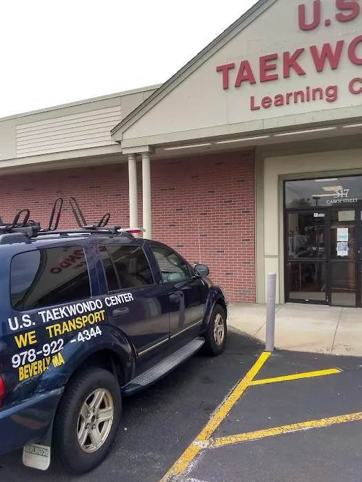 DW Kim's US TaeKwonDo Center Picture 3