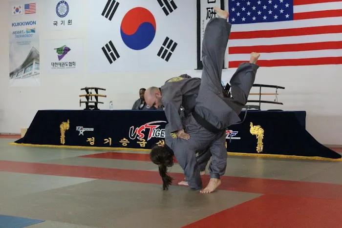 World Sin Moo Hapkido Association of Northern Virginia Picture 7