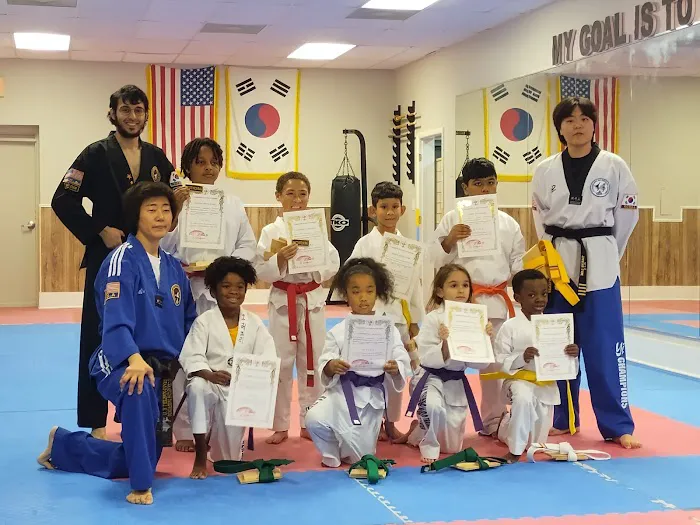 Yi Champions Taekwondo Academy Picture 6