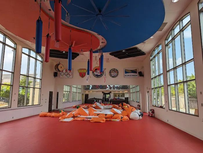 Master Cho's World Class Martial Arts & After School Care Picture 9