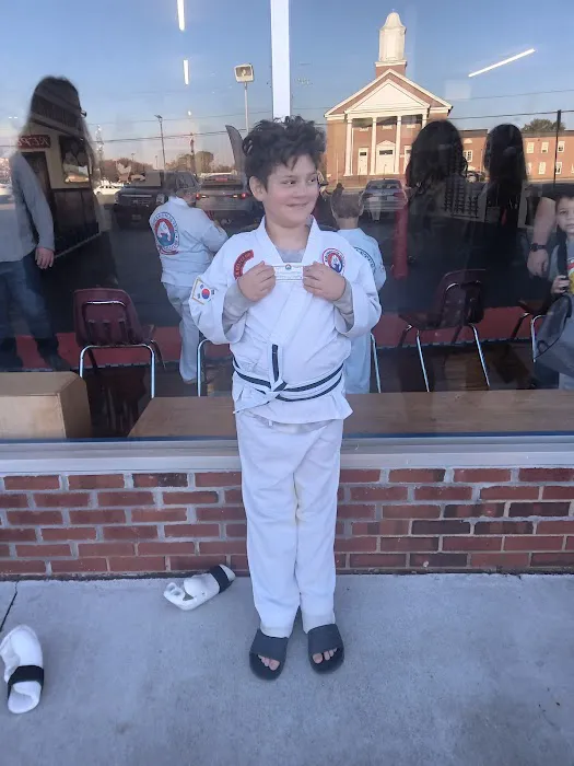 Dong's Karate Picture 6