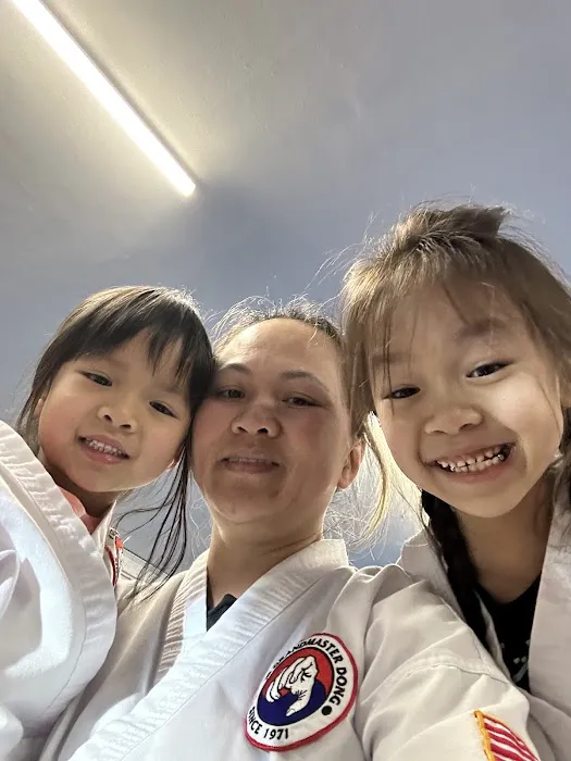 Dong's Karate Picture 5