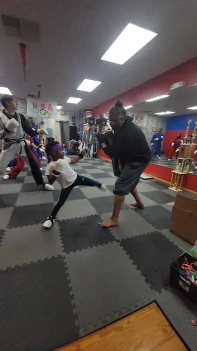 Heroes Headquarters Martial Arts & Fitness Studios Picture 1