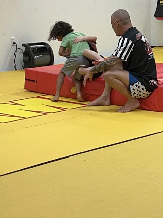 2KnuckleSports MMA & Fitness - VA Picture 7