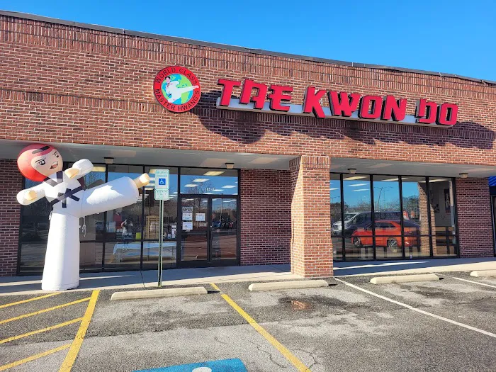 Master Hwang's World Class Martial Arts Picture 1