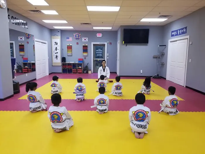 Ahn's Taekwondo in Lawrenceville Picture 7