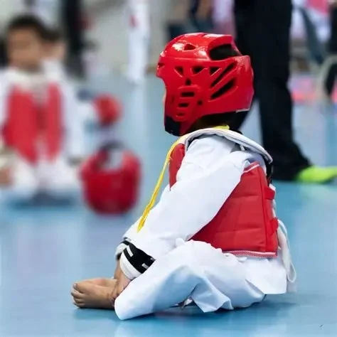 The Benefits of Private Tae Kwon Do Lessons vs. Group Classes