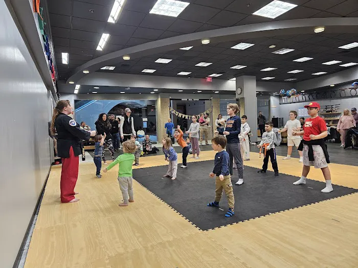 EMPOWERS MARTIAL ARTS Picture 5