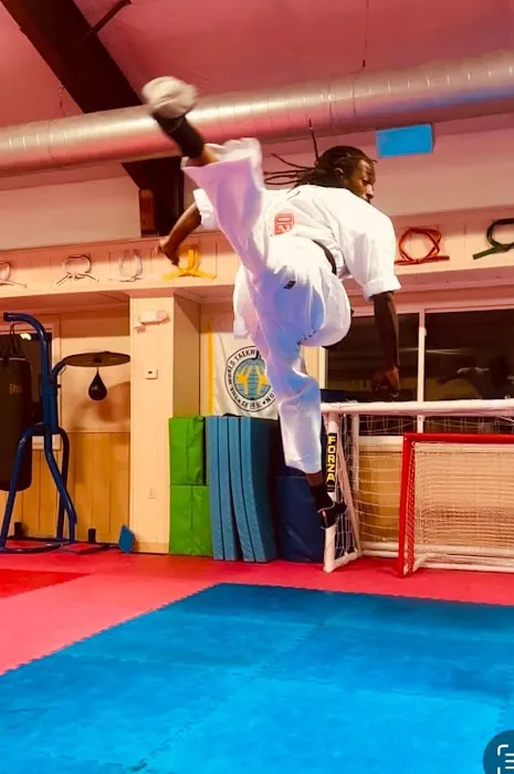 Mu Han Total Martial Arts Picture 5