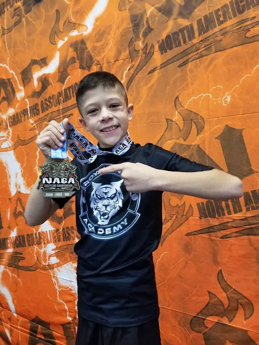 Royal Tiger Academy MMA Self Defense Martial arts Picture 7