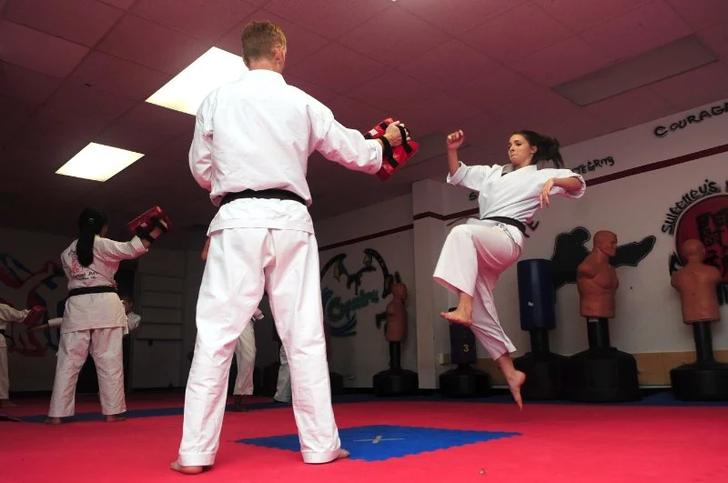 How to Execute a Jumping Roundhouse Kick to the Head