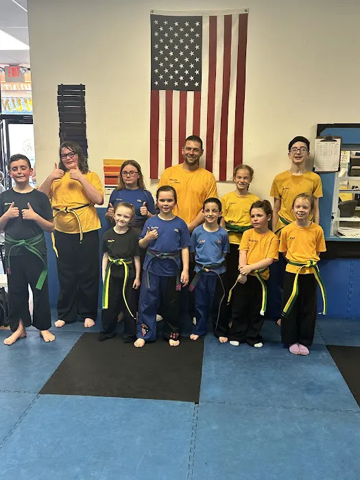 Huntzinger's Karate Mountain Top Picture 3