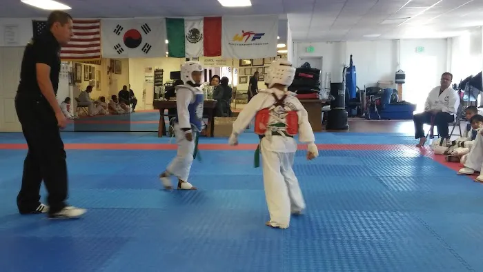 Azteca Taekwondo Center Picture 10