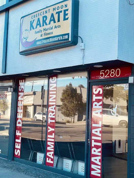 Crescent Moon Karate Picture 4