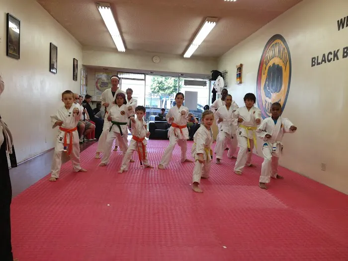 Crescent Moon Karate Picture 5
