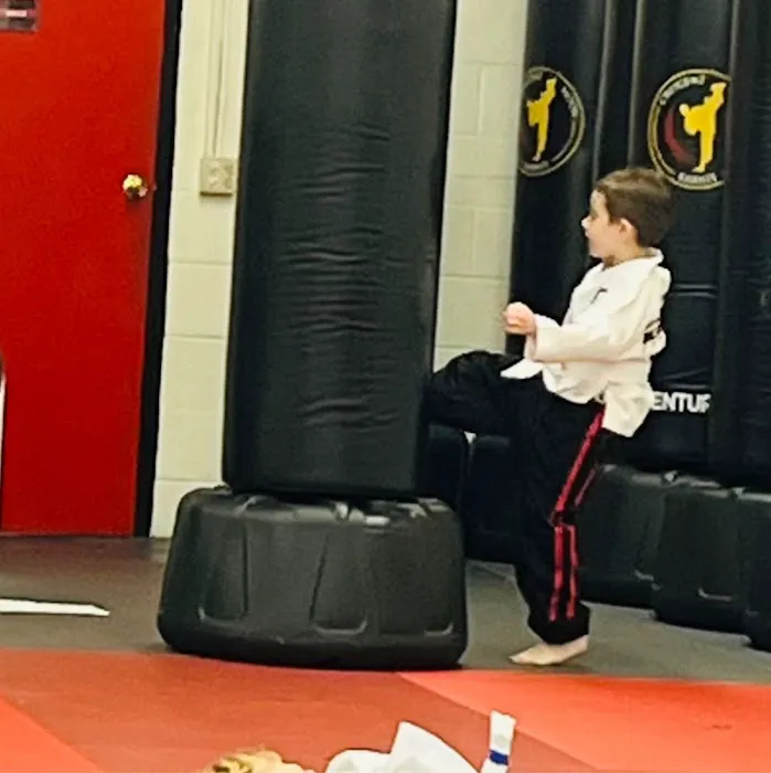 Crescent Moon Karate Picture 9