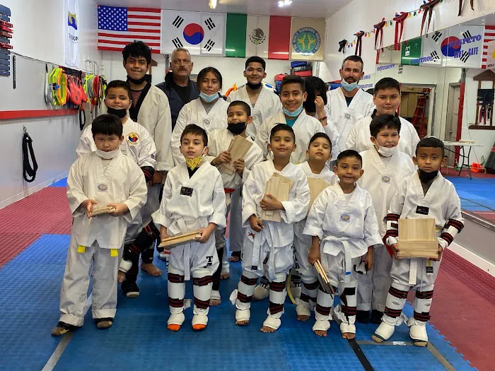 INT'l Taekwondo South Gate CA Picture 1