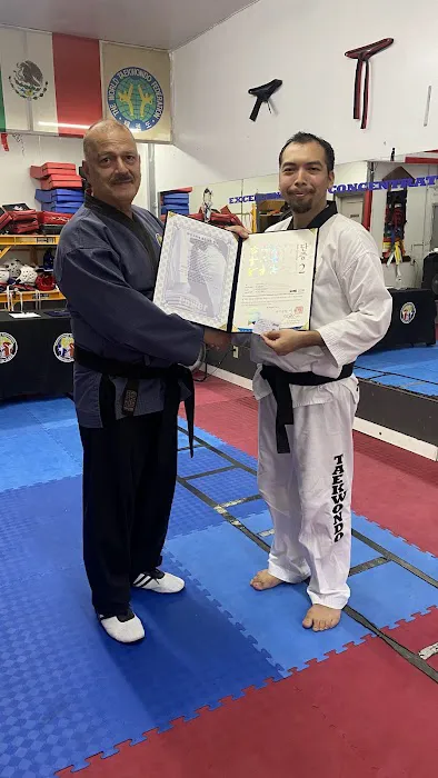 INT'l Taekwondo South Gate CA Picture 2
