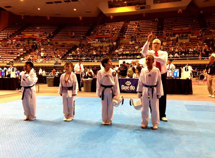 Lima Taekwondo & Brazilian Jiu Jitsu Academy Picture 4