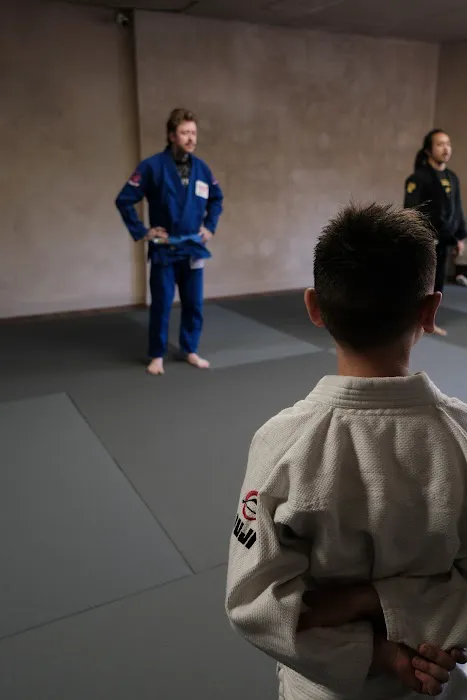 Ukiyo Academy Picture 4