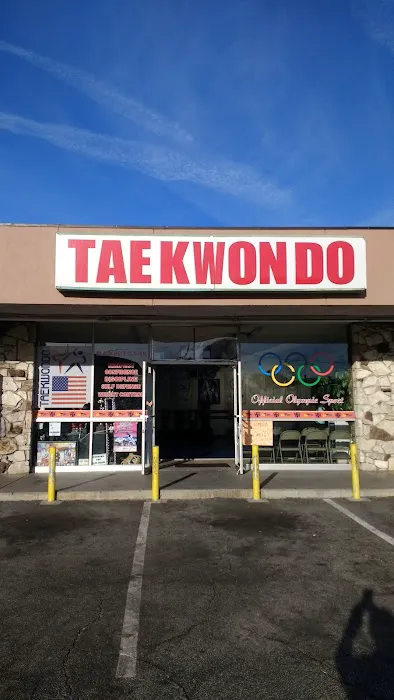 Umana's Taekwondo School Martial Arts Picture 4