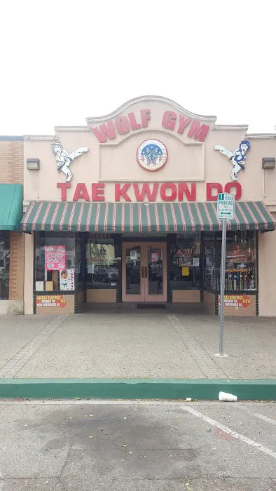 Wolf Taekwondo Dojang Picture 3