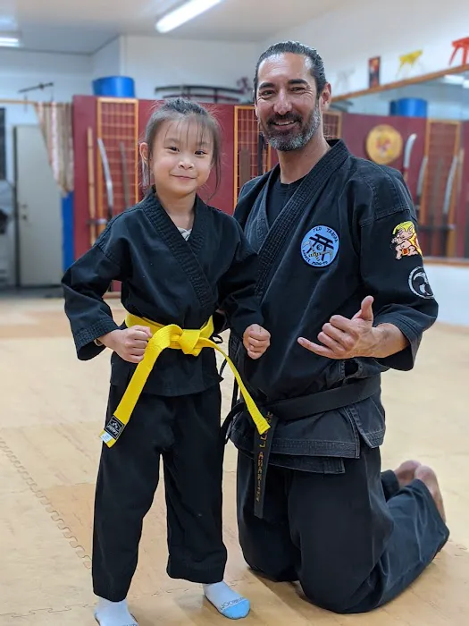 Ted Tabura Karate Do Picture 6