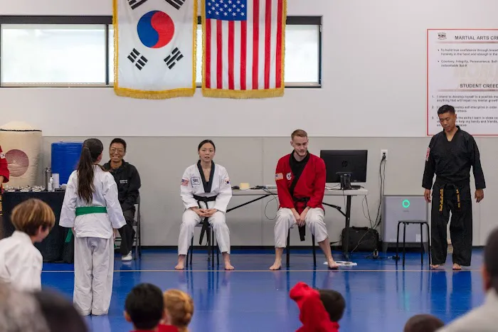 Master Hwang's World Martial Arts Center Picture 3