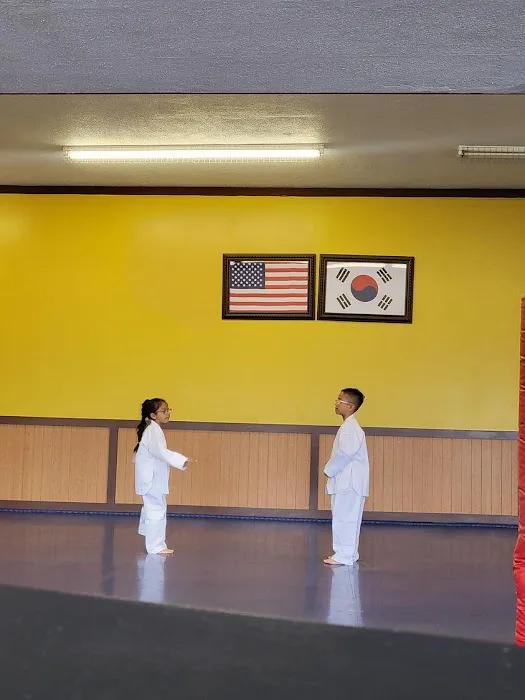 Master Hwang's World Martial Arts Center Picture 2