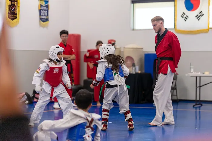 Master Hwang's World Martial Arts Center Picture 5