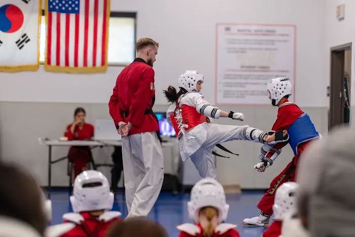 Master Hwang's World Martial Arts Center Picture 6