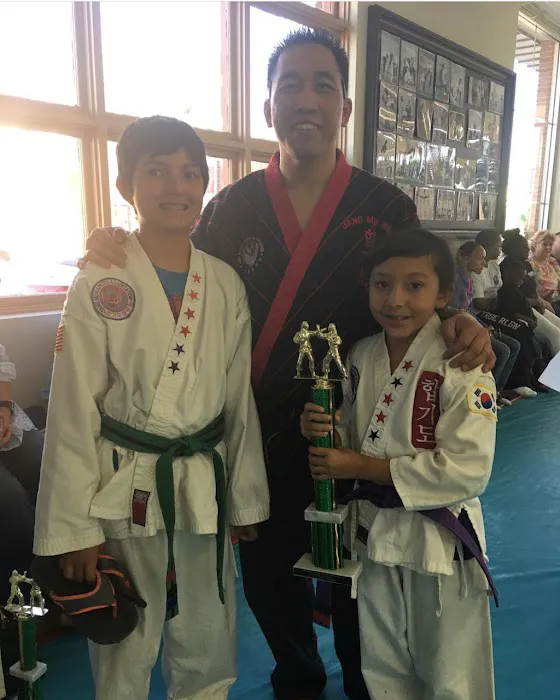 Kim’s Hapkido Picture 1