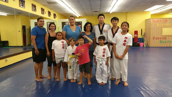 AK Taekwondo Center Picture 6